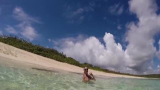 Bubble butt brunette temptress gets her butthole fucked with dildo