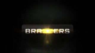 doctors adventure - shazia sahari - doctor pounds nurse while patient is - brazzers