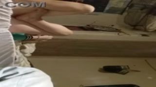 my 18yo tep is accidentally showed her bald pussy