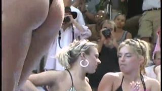 homemade contest gets way out of control at nudes a poppin