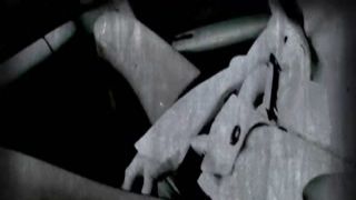 filthy whore screws bareback like a pro for e100