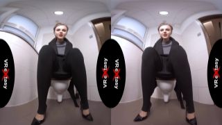 Birthday celebration party changes into a stout blowjob for cum