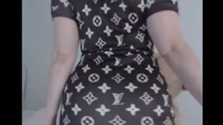 chubby massive knockers cutie sucking toy on cam