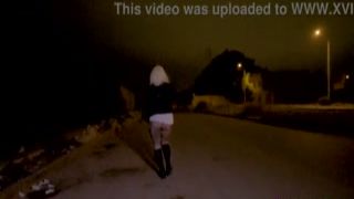 latina hottie de enorme culo es follada por un payasso cachero