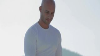 Lovely blonde slut Nicole Aniston experiences the dick and gets hammered doggystyle
