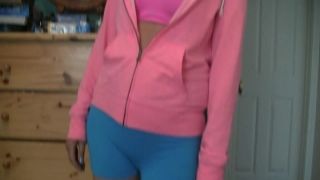 Sport room fucking scene with warm brunette