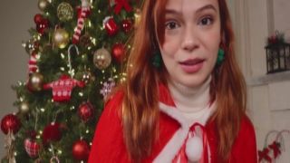 Incredibly hot secretary Kaylee Brookshire adventures a stiff penis in the office
