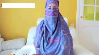 persian monster melons cuck wife arab in hijab muslim webcam sex 10.17