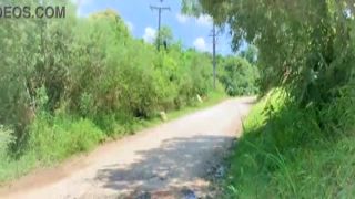 passing cars honked but i still to wild thicc ride her in the bubble butt. rosebud play on the side of the road.