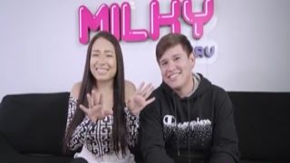 peruvians win a contest on instagram and catch their favorite cake actress