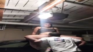 serve me my dessert on number one of the car